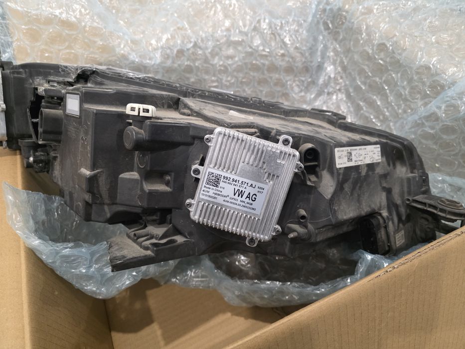Ляв матричен фар за Skoda Superb 3 Facelift 2019-2024, OEN: 3V1941015D
