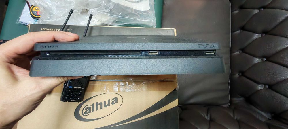 Sony PlayStation 4 Slim