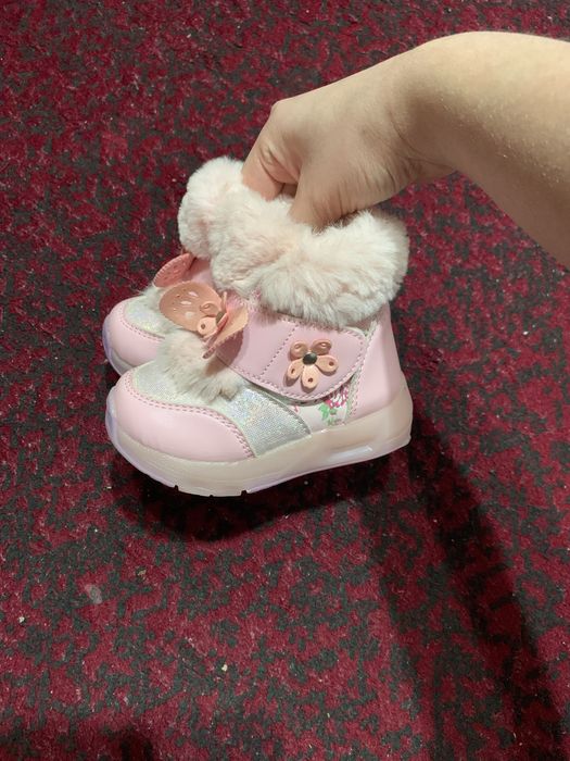 Зимние сапоги для девочки