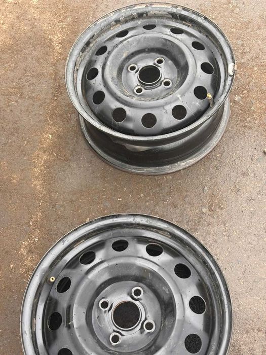 Продам два комплекта дисков