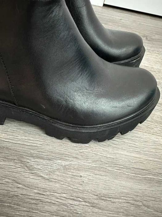 Cizme din piele marimea 37