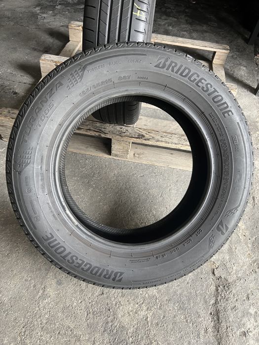 2 anvelope de vara 185/65/15 Bridgestone 6 mm!