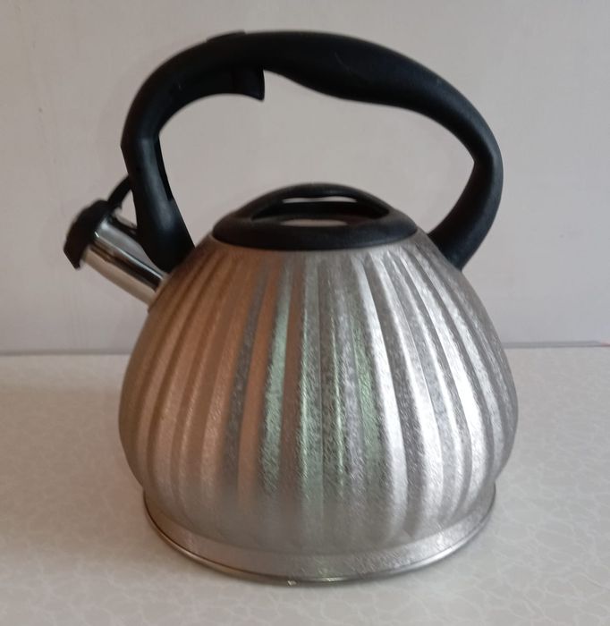 Чайник со свистком