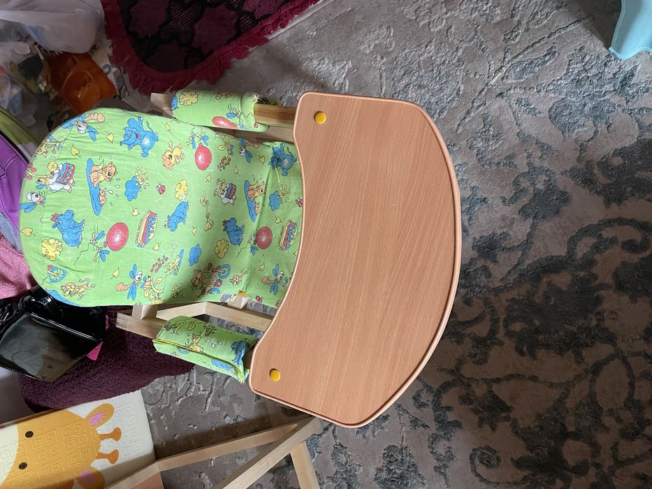 Детский стол