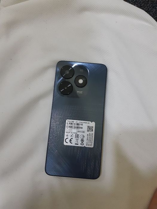 Tecno Spark 20c holati ideal yengi