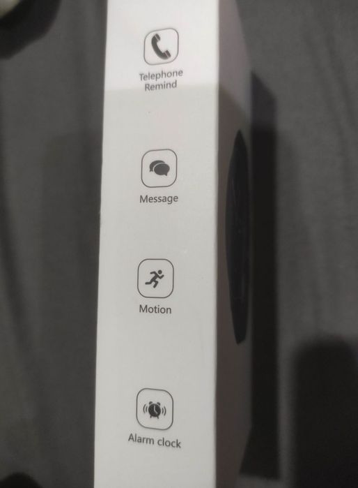 Smartwatch IOS Android cu folie pe el