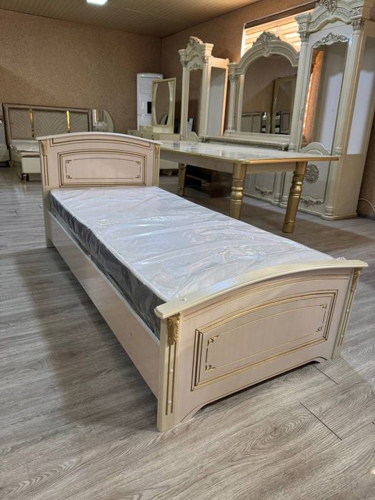 Kravat  bir kishilik ishlab chiqarish