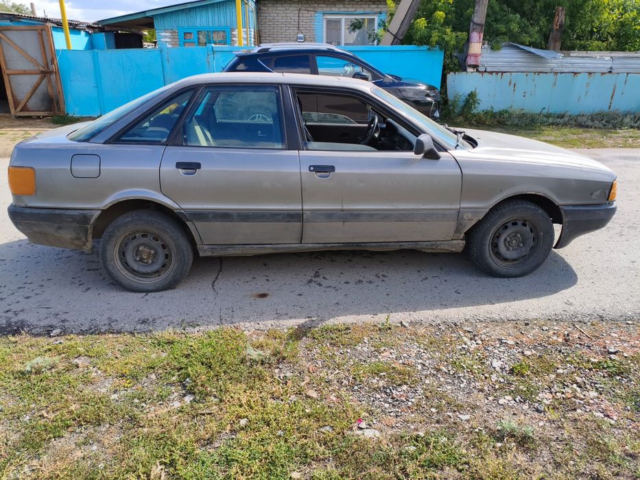 Продам ауди Б3 на ходу