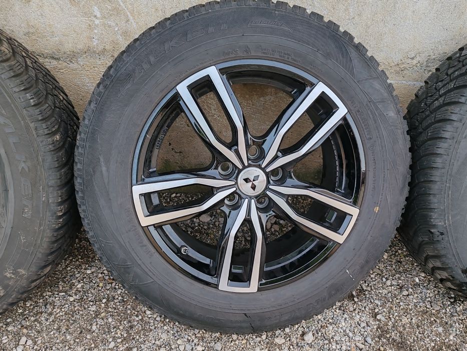 Митсубиши 215/65/17, Mitsubishi