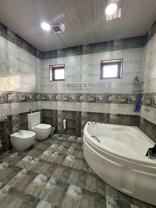 6 ком. ДОМ. Участок 6 соток. Сергели. Ул Шокирарык (напротив Серг. 8)