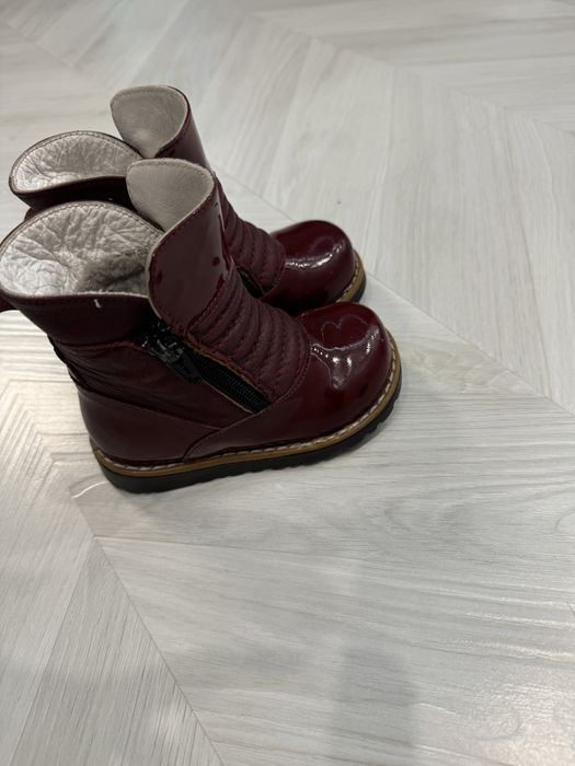 Зимние сапожки для девочки