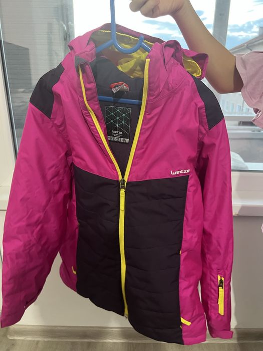 Детско ски яке Wedze и термоблузка