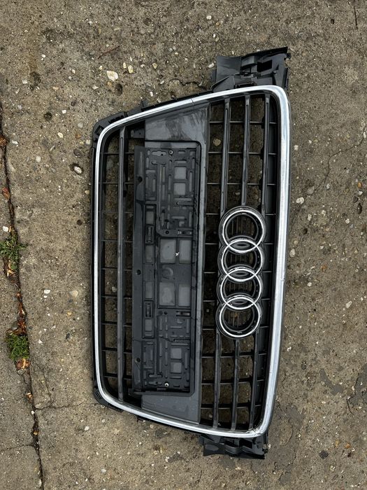 Grilă radiator audi a4.b8.8k0853651.