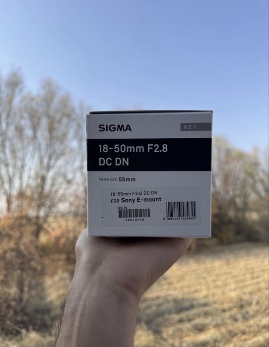 Sigma 18-50 mm f 2.8 sony kamerala fx va alfalar uchun ideal