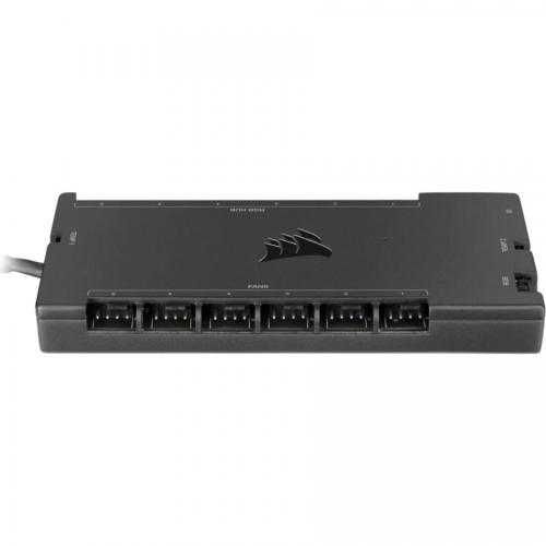 Fan controller Corsair iCUE Commander CORE XT RGB.