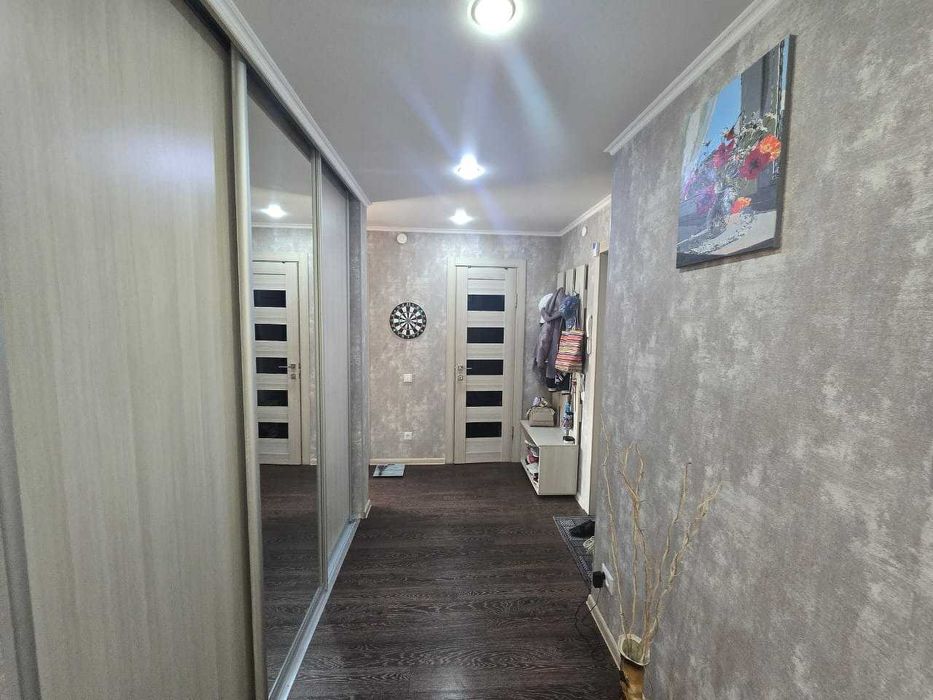 Продам 2 комнатную квартиру