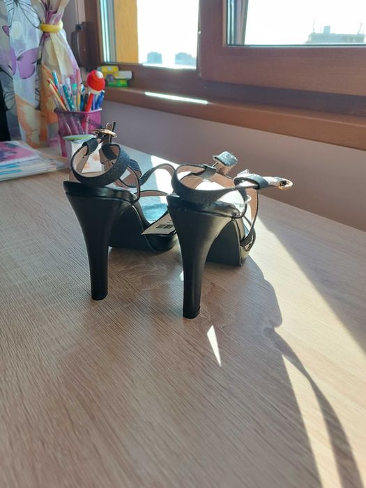 Официални сандали