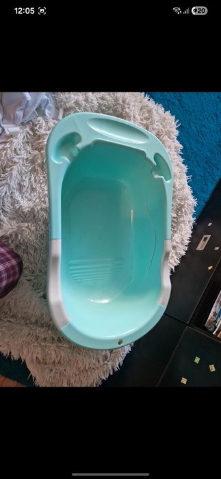 Cada bebe cu suport detasabil