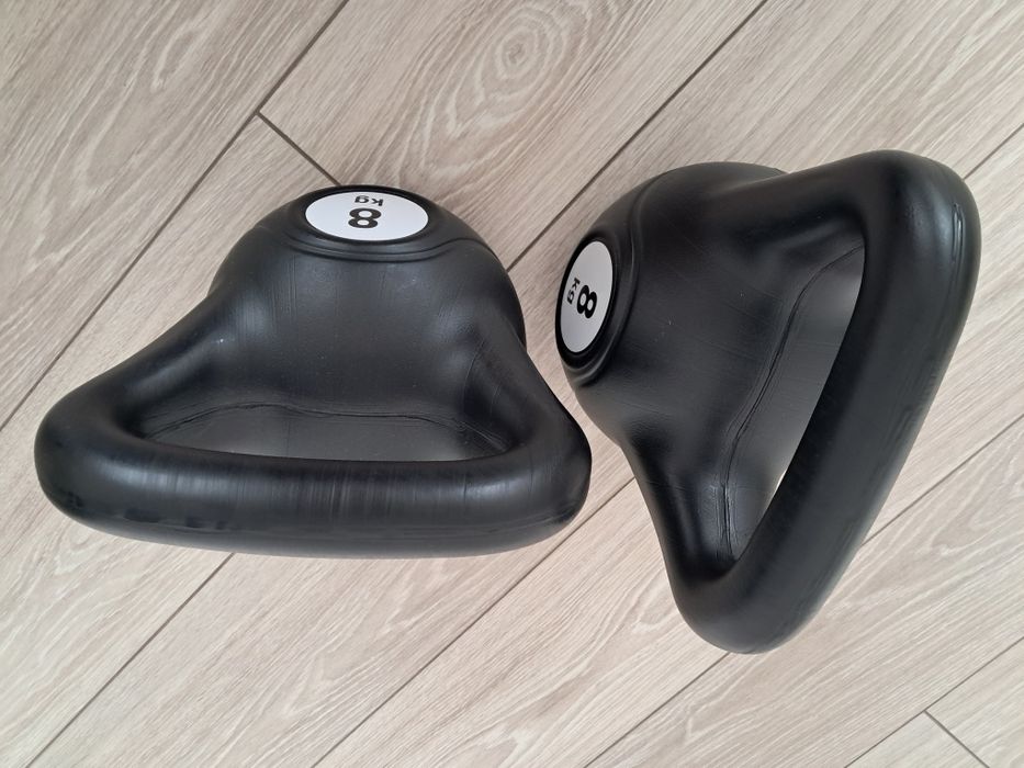 Гири продам 8 кг.