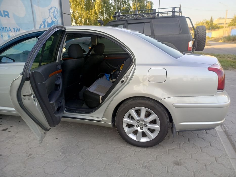 Продается Авенсис