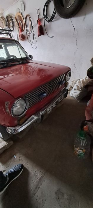 Ваз 2102 жигули.