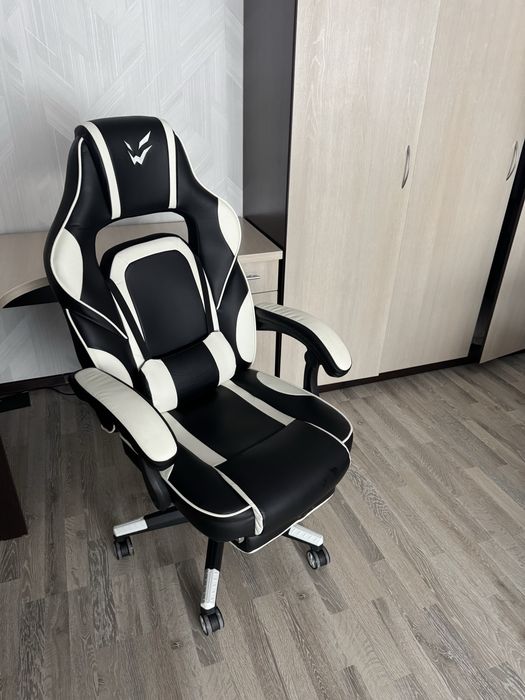 Продам Игровое кресло