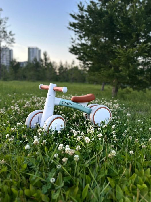 Беговел от года до 3-х лет