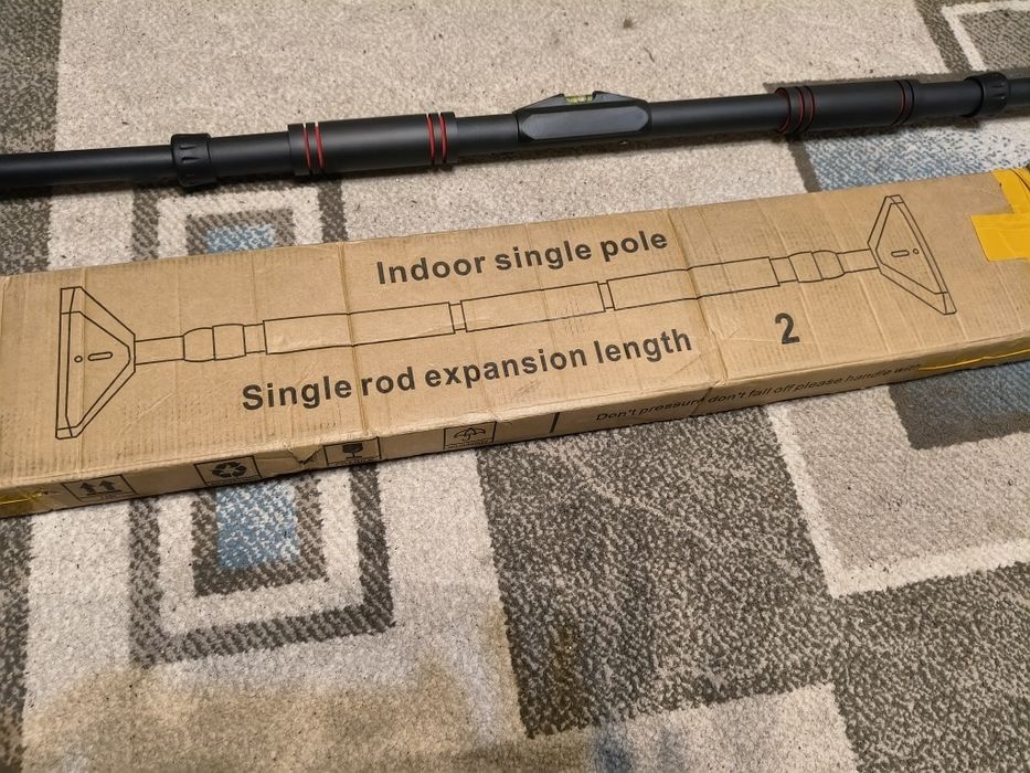 Турник раздвижной 137 - 170 см