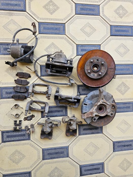 Запчасти киа рио 3    2014год