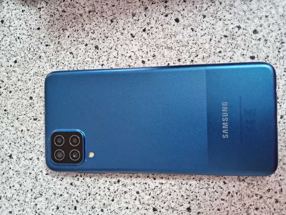 Телефон Samsung A12