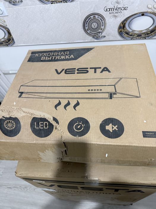 Vesta кухонная плита P01 и вытяжка PR-0960