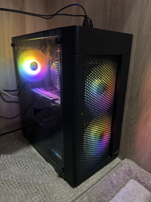 Геймърски компютър i5 / RX 570 / 12GB RAM / SSD