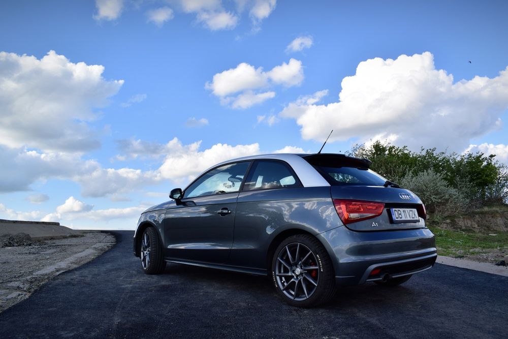 PROPRIETAR de 8 ani - vand Audi A1 Coupe S-line 1.6 TDI 2012 (schimb si cu motocicleta)