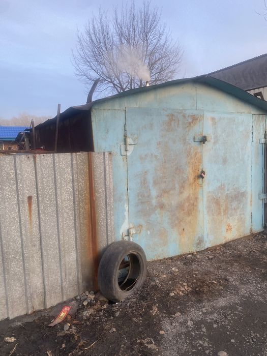 Продам металлический гараж