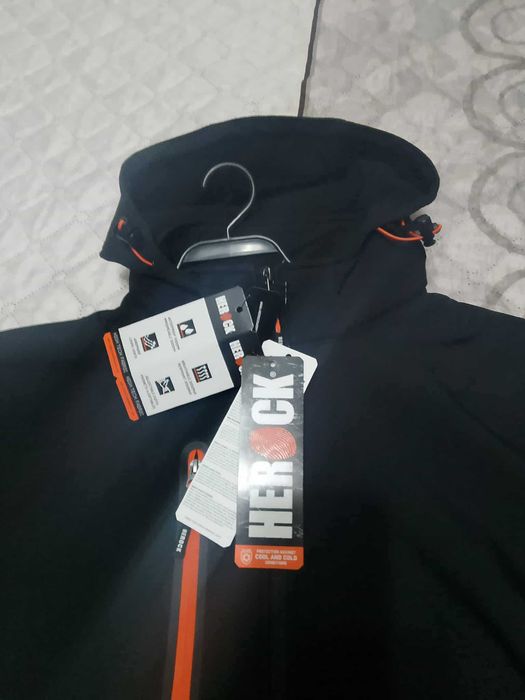 Мъжко водоустойчиво и ветроустойчиво яке HEROCK