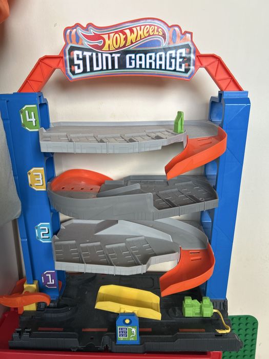 Hot wheels писти