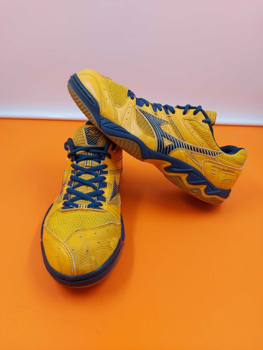 Mizuno Wave Elusive номер 40.5 Оригинални маратонки