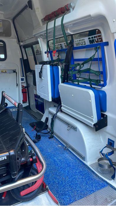 Ambulanta transporter 4x4