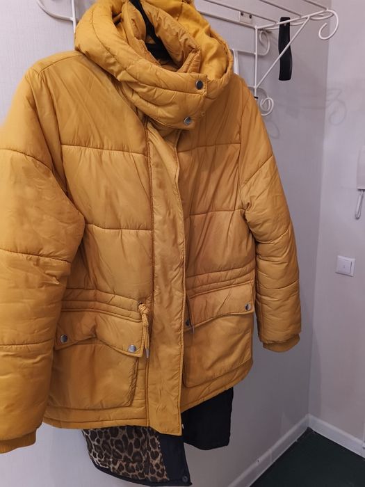 Куртка в отличном состоянии