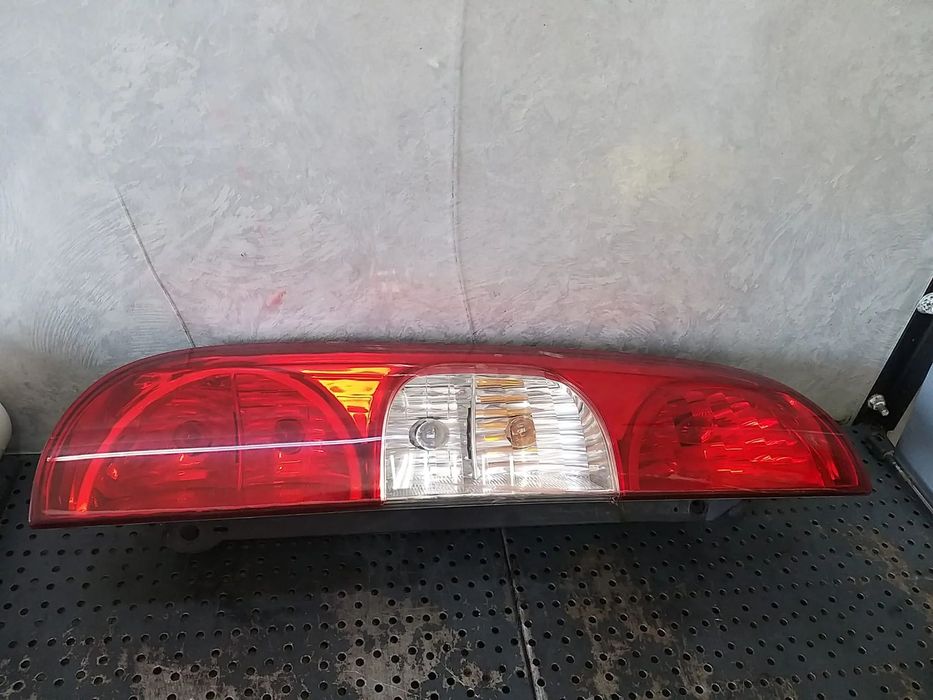 Stop tripla lampa stanga fiat doblo 119 223 20120751