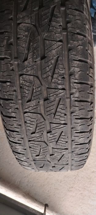 Продается шины 265/65/17 4шт