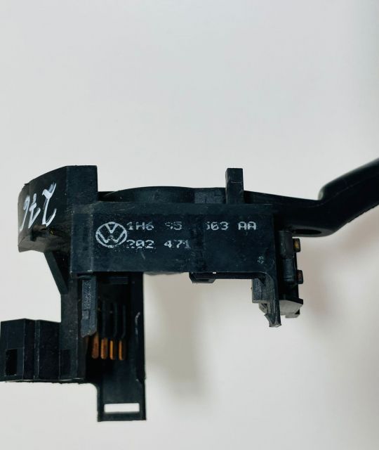 Maneta stergator 1H6953503AA Volkswagen VW Golf a 3-a generatie