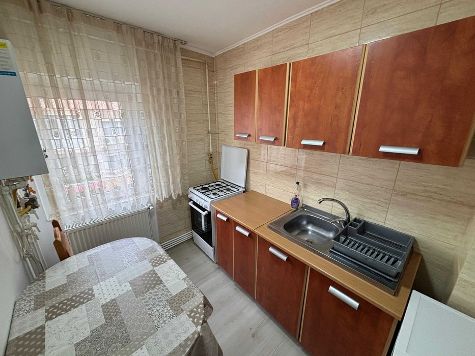Garsonieră de închiriat