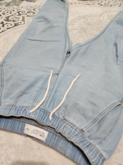 Продам трико и джинсы