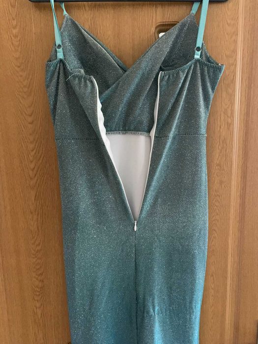 Ефектна рокля Елегантна дълга рокля с брокат