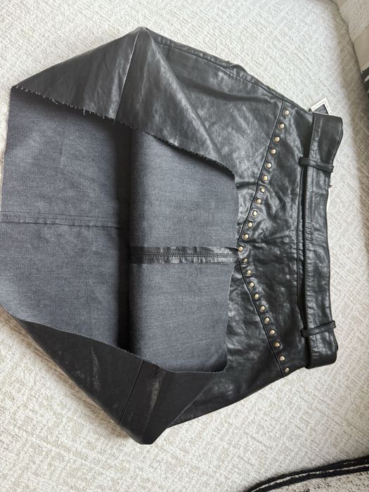 Кожена пола ZARA