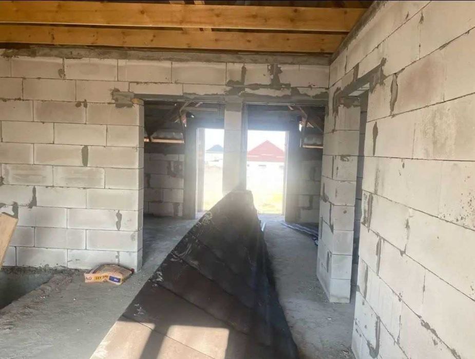 Дом с двумя участками