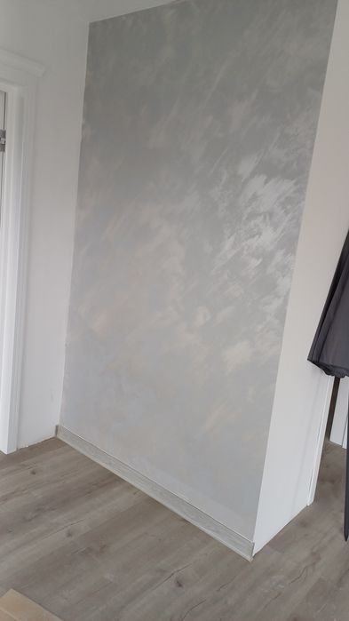 Execut lucrări interioare și exterioare