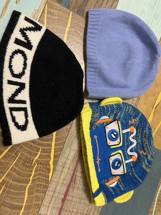 Пролетно-есенни якeта и шапки и ръкавици 1г, 3г, 4г, 6г