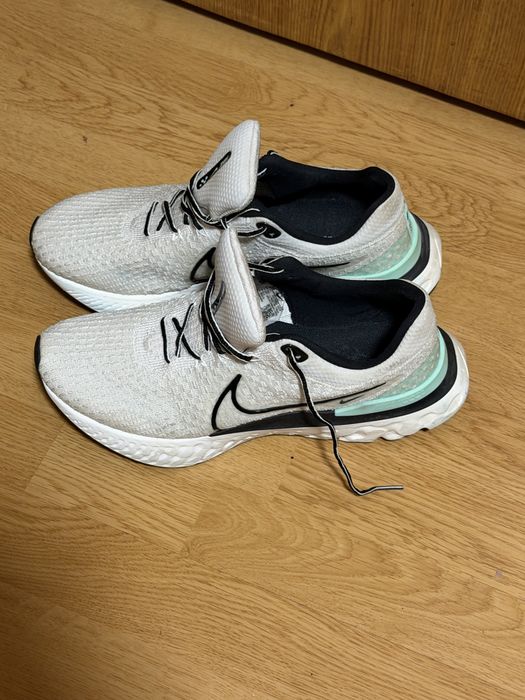 Оригинални маратонки Nike, Adidas, Vans, Mizuno, EA7 – размер 44–45